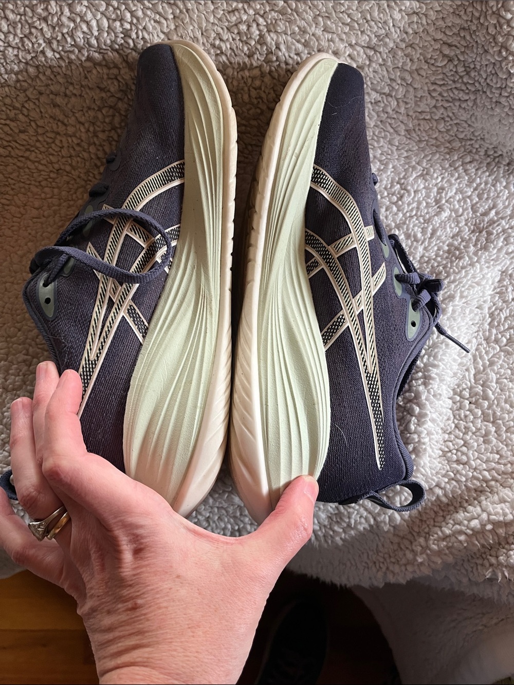 Asics Gel Cumulus 27 navy and mint running shoes women’s size 9 - Picture 3 of 6